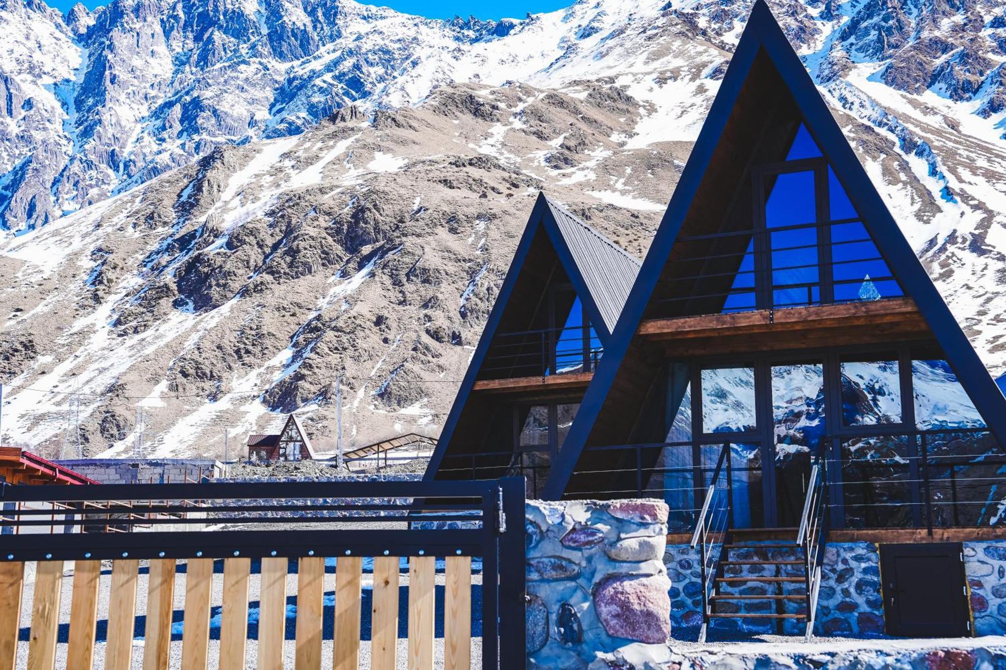 Sanseco Cottage Kazbegi Bagian luar foto