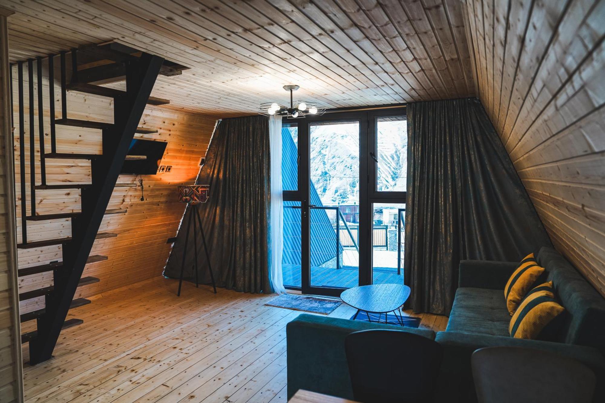 Sanseco Cottage Kazbegi Bagian luar foto