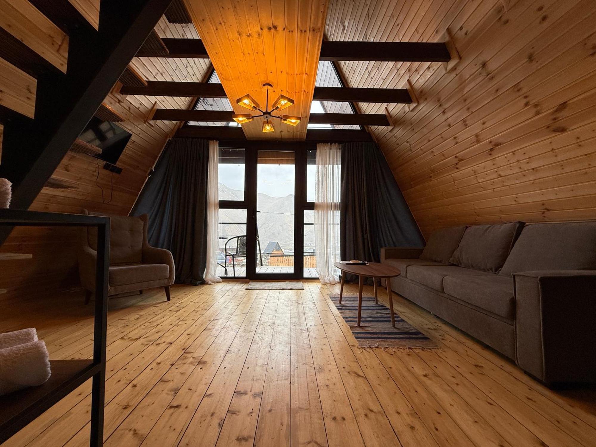 Sanseco Cottage Kazbegi Bagian luar foto
