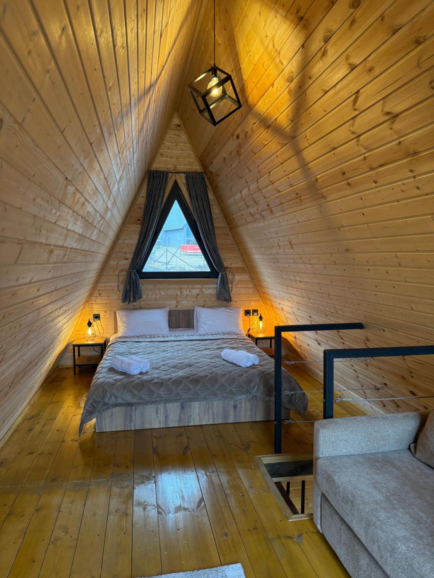 Sanseco Cottage Kazbegi Bagian luar foto