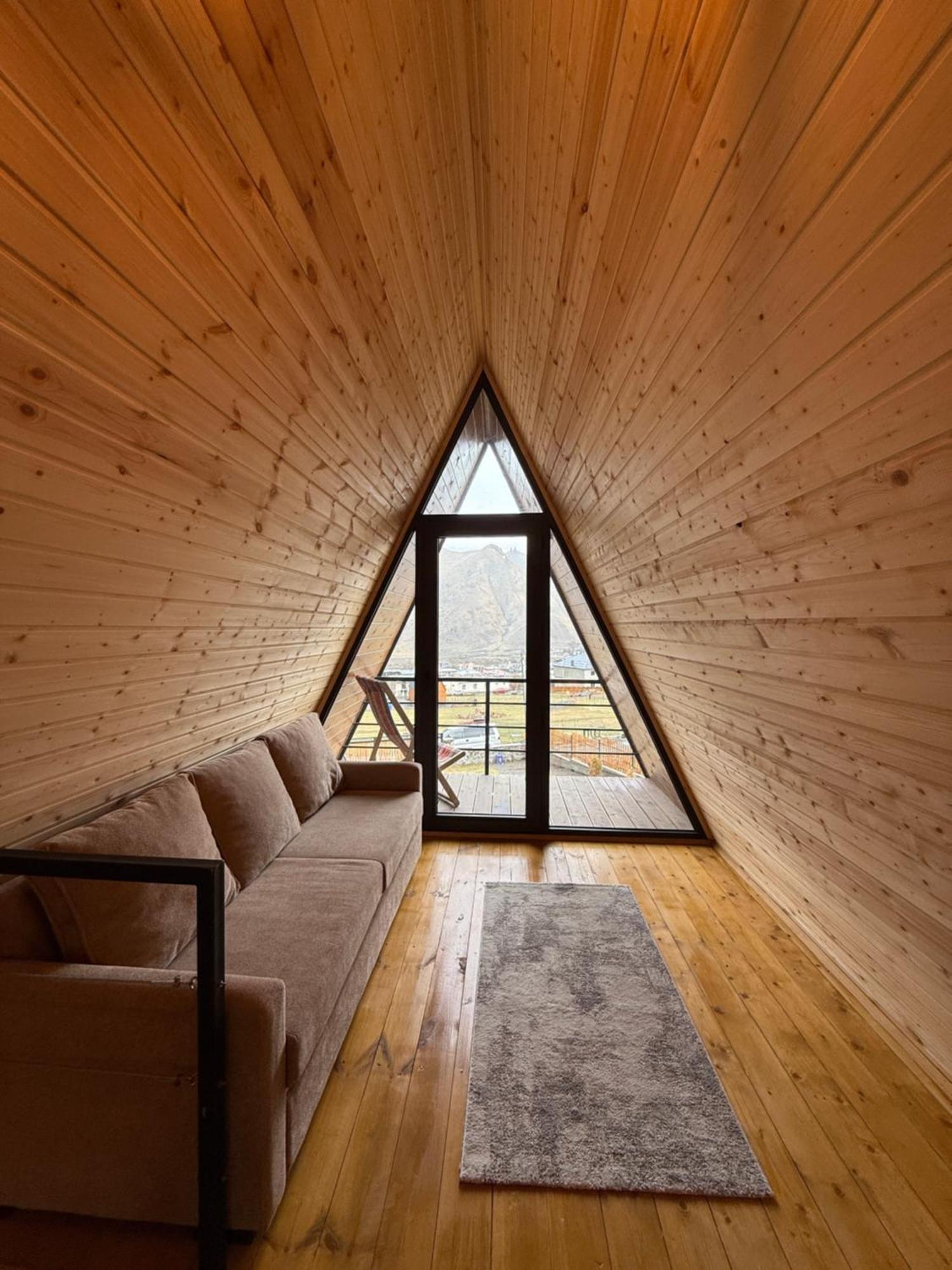 Sanseco Cottage Kazbegi Bagian luar foto